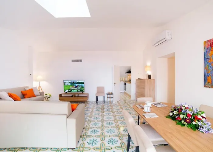 Vittoria Terrace Penthouse At The Spanish Steps Appartement *